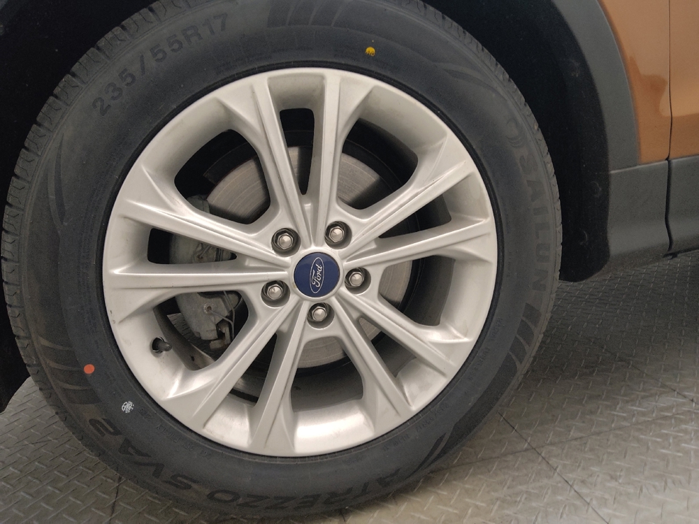 2017 Ford Escape SE - Photo 24