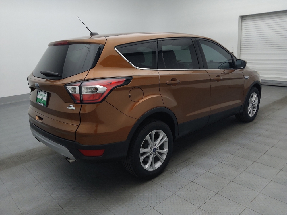 2017 Ford Escape SE - Photo 8