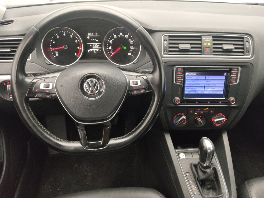 2016 Volkswagen Jetta SE - Photo 17