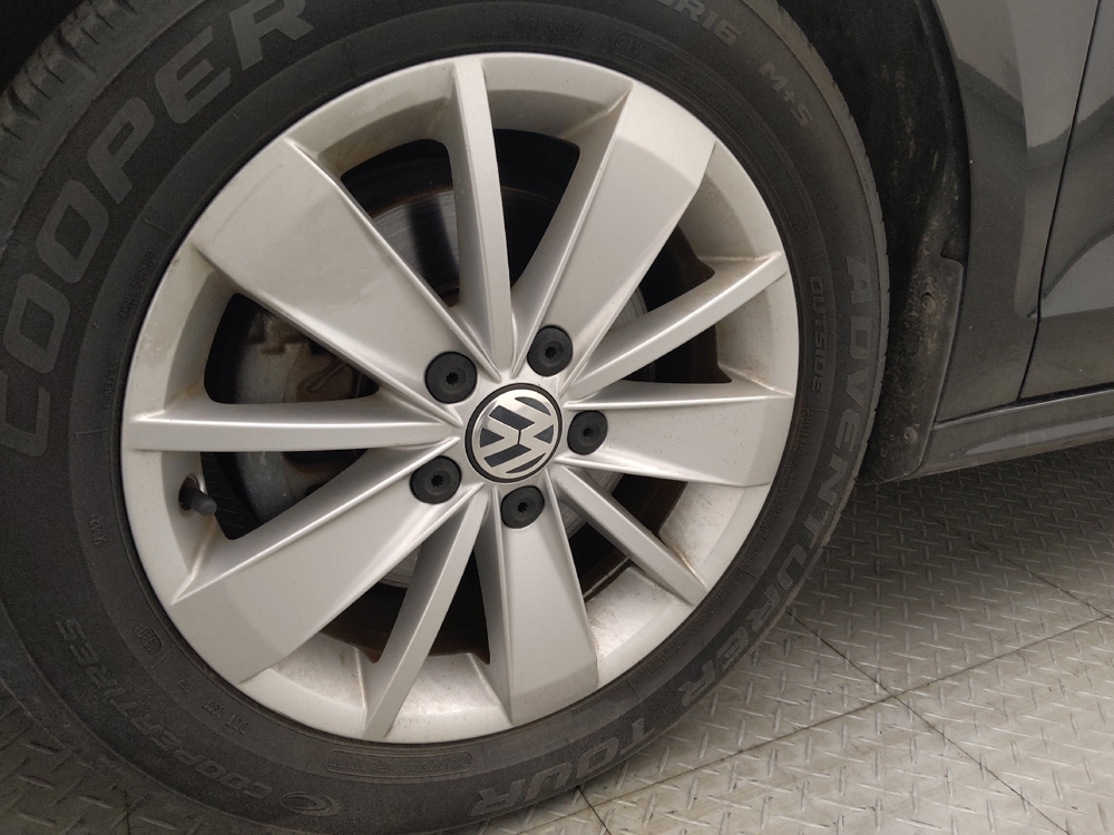 2016 Volkswagen Jetta SE - Photo 24