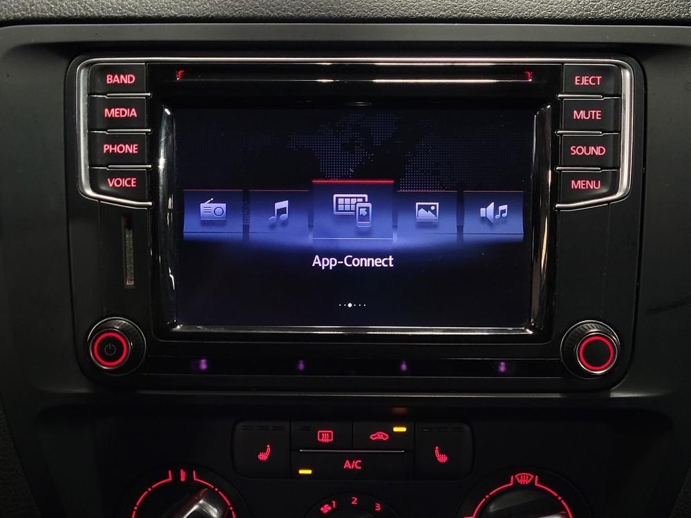 2016 Volkswagen Jetta SE - Photo 19