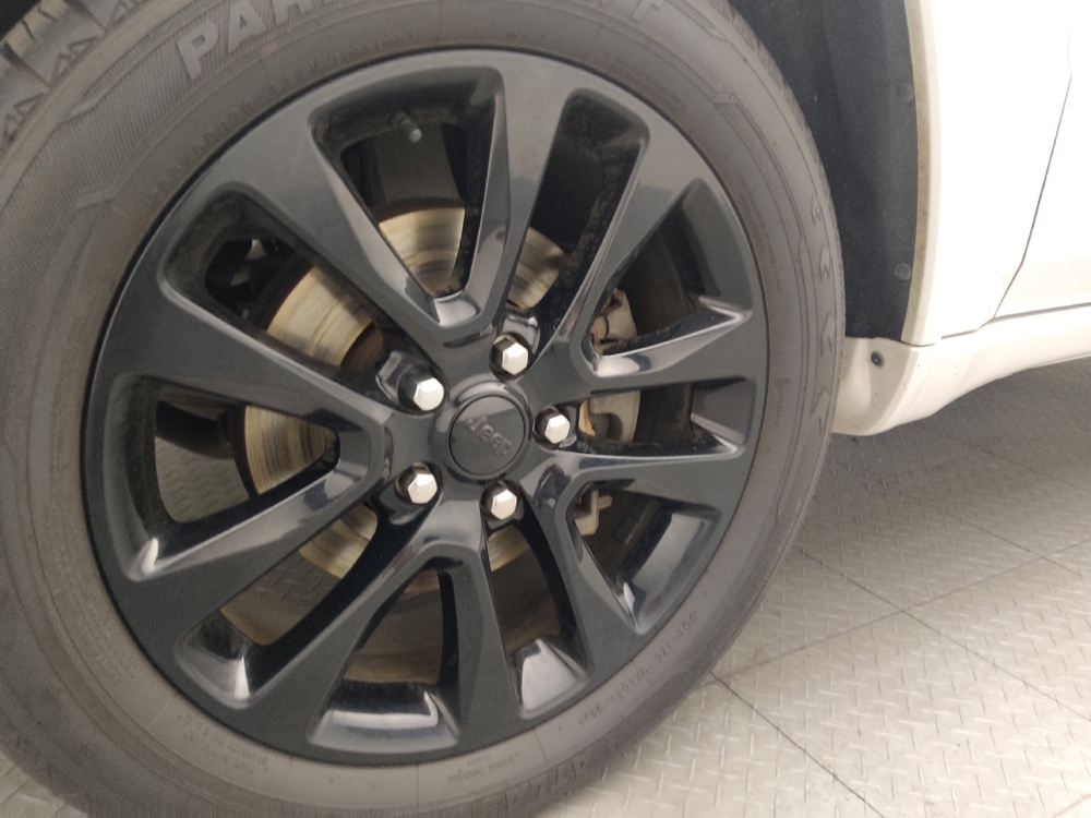 2019 Jeep Grand Cherokee Altitude - Photo 24