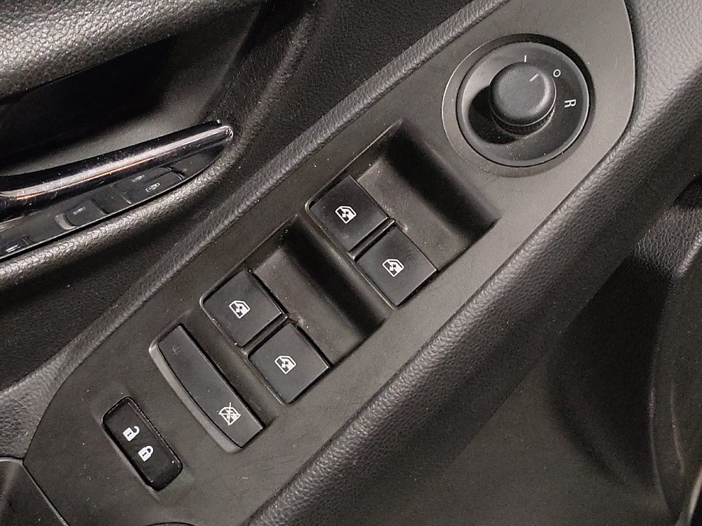 2017 Chevrolet Trax LT - Photo 21