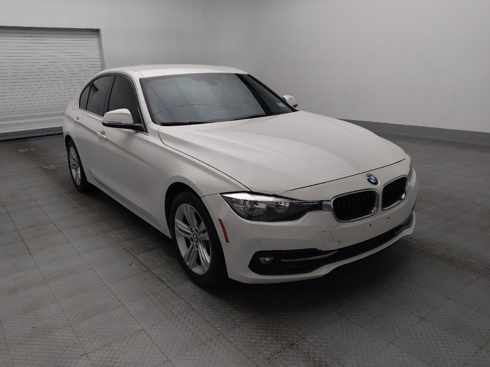 2017 BMW 3 Series 330i - Photo 10