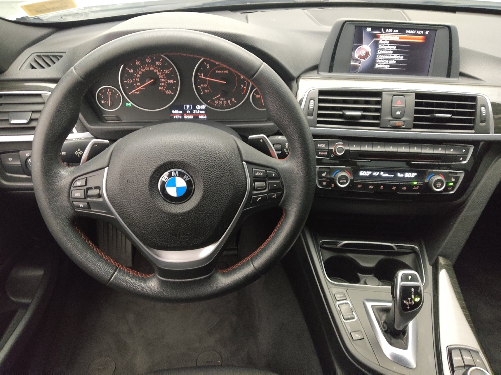 2017 BMW 3 Series 330i - Photo 17
