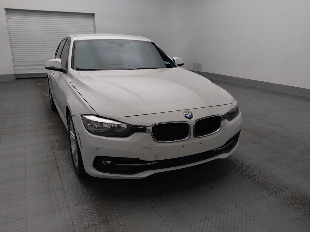2017 BMW 3 Series 330i - Photo 11