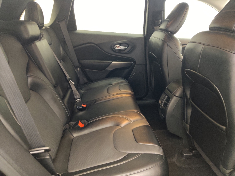 2022 Jeep Cherokee Latitude Lux - Photo 15