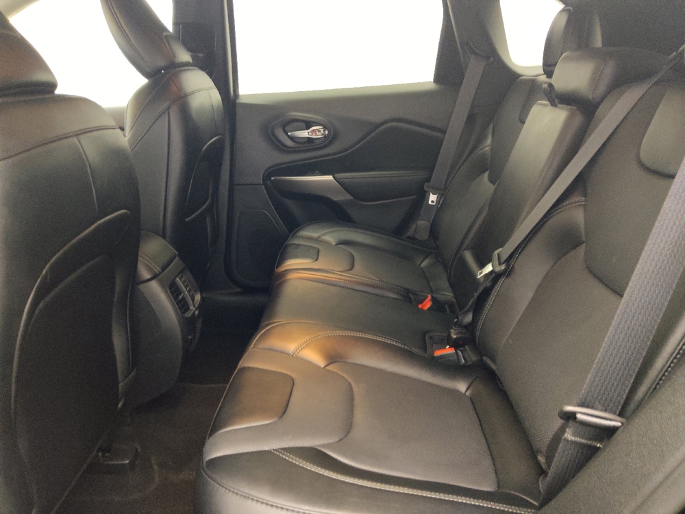 2022 Jeep Cherokee Latitude Lux - Photo 14
