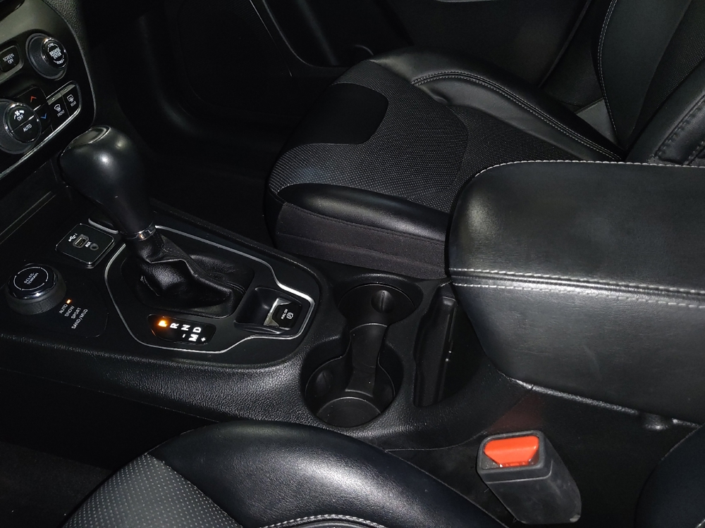 2022 Jeep Cherokee Latitude Lux - Photo 20