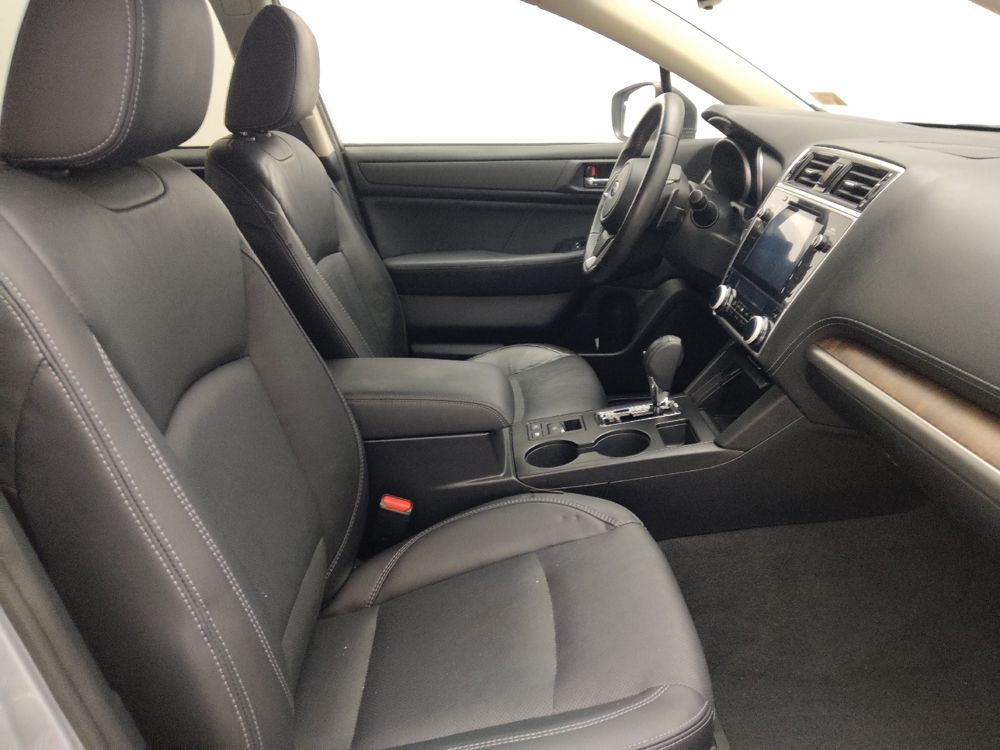 2018 Subaru Outback Limited - Photo 16