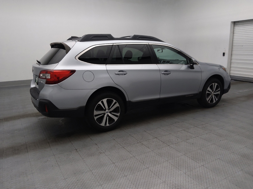 2018 Subaru Outback Limited - Photo 8