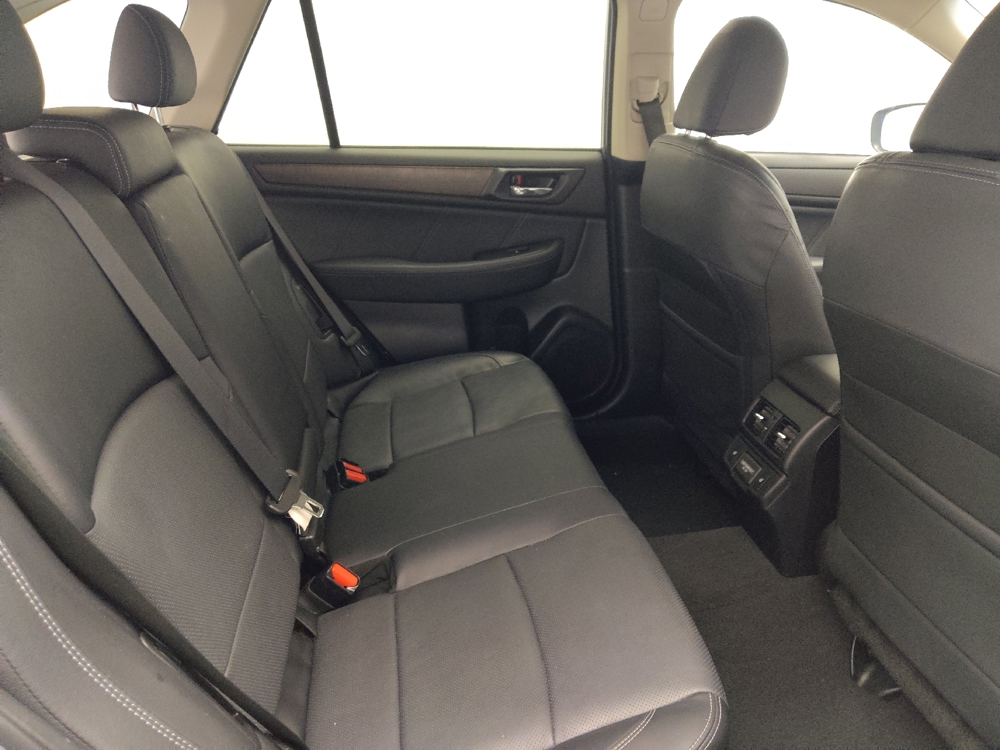 2018 Subaru Outback Limited - Photo 15