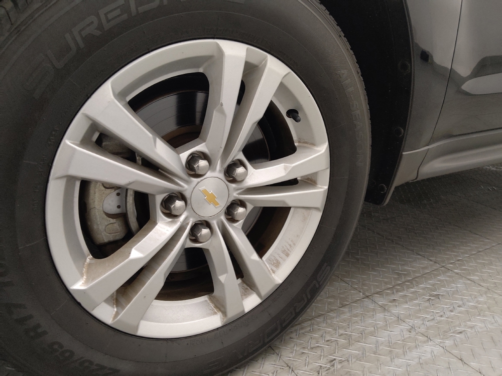 2016 Chevrolet Equinox LS - Photo 24