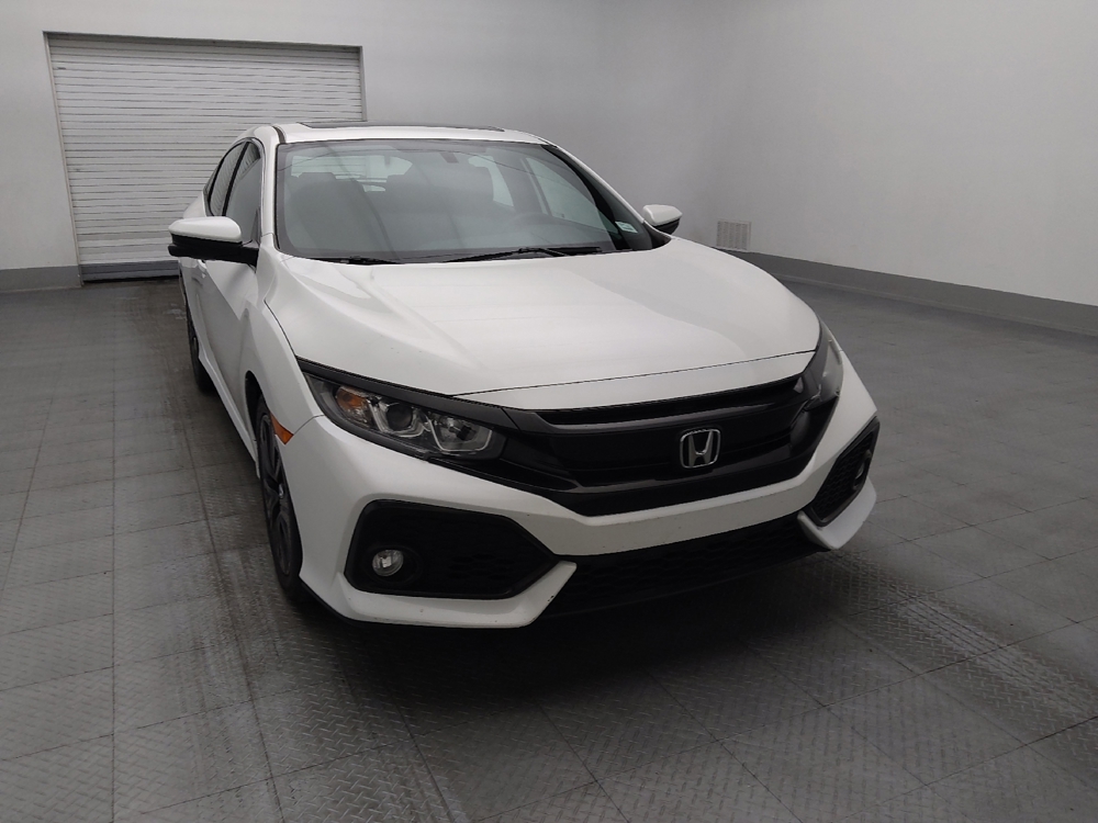 2017 Honda Civic Hatchback EX - Photo 11