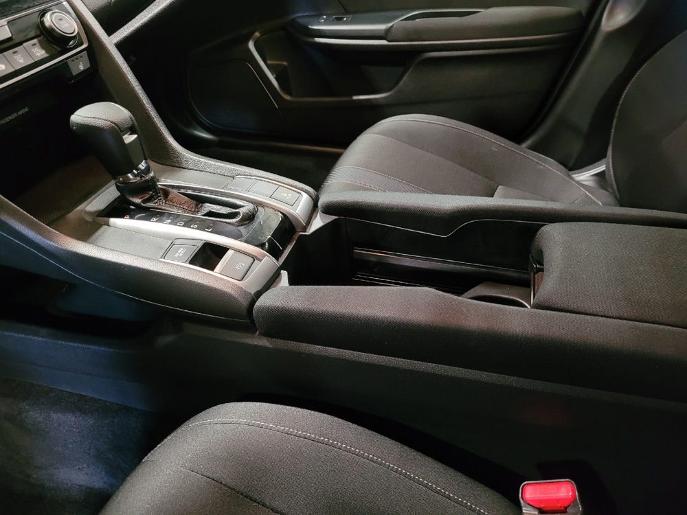 2017 Honda Civic Hatchback EX - Photo 20