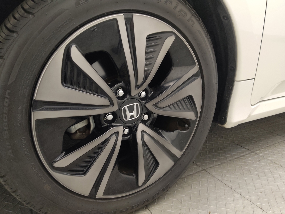 2017 Honda Civic Hatchback EX - Photo 24