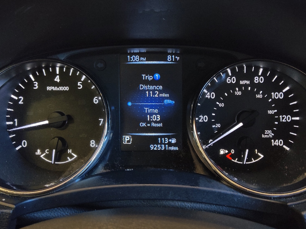 2017 Nissan Rogue SV - Photo 18