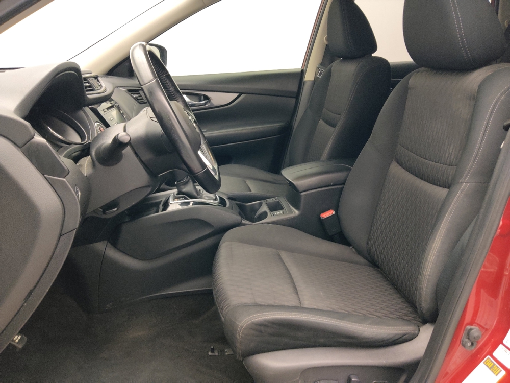 2017 Nissan Rogue SV - Photo 13