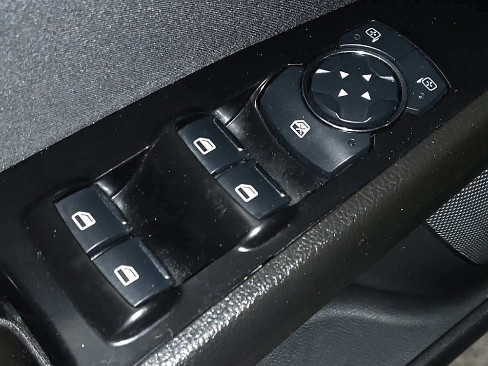 2015 Ford Fusion SE - Photo 21