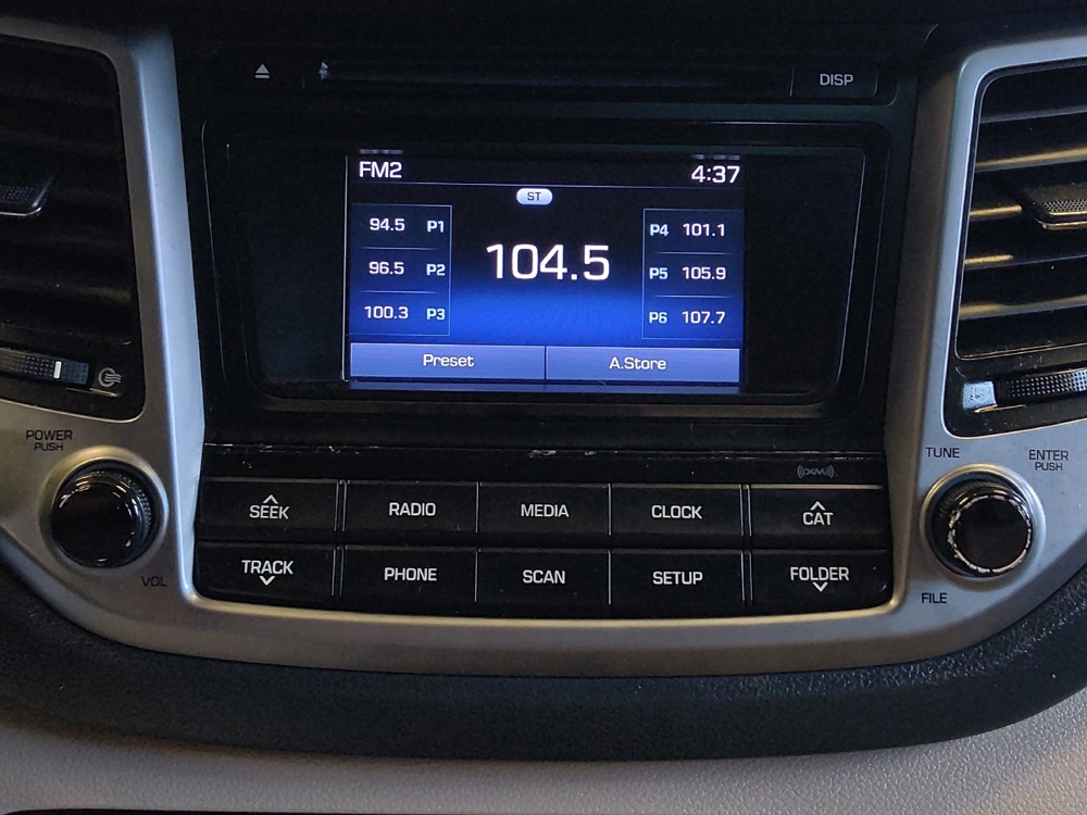 2016 Hyundai Tucson SE - Photo 19