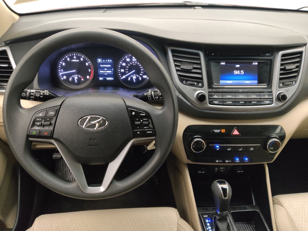 2016 Hyundai Tucson SE - Photo 17