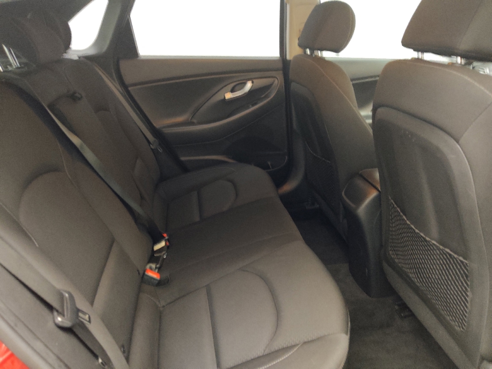 2019 Hyundai Elantra GT GT - Photo 15