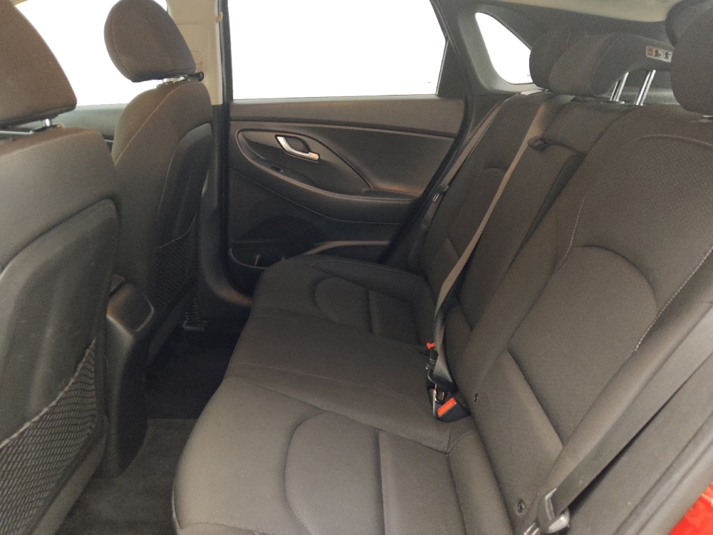 2019 Hyundai Elantra GT GT - Photo 14