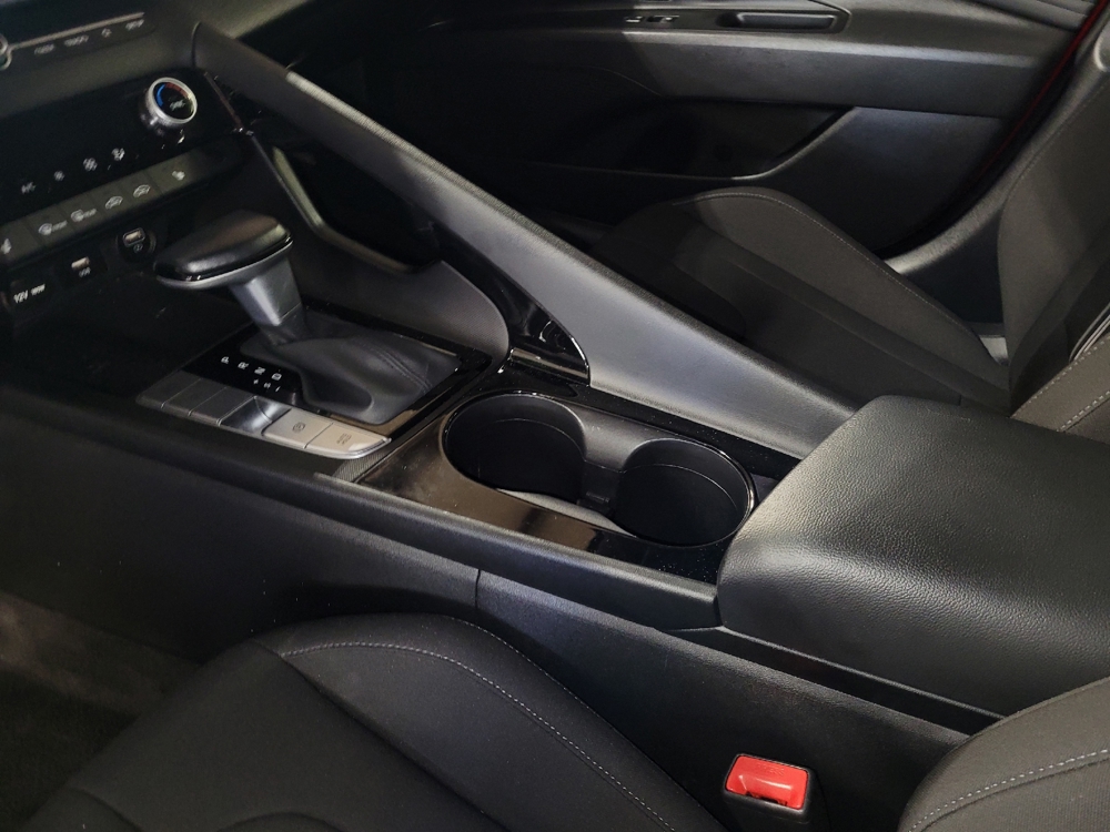 2023 Hyundai Elantra SEL - Photo 20