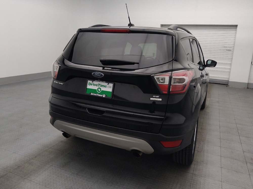 2017 Ford Escape SE - Photo 6