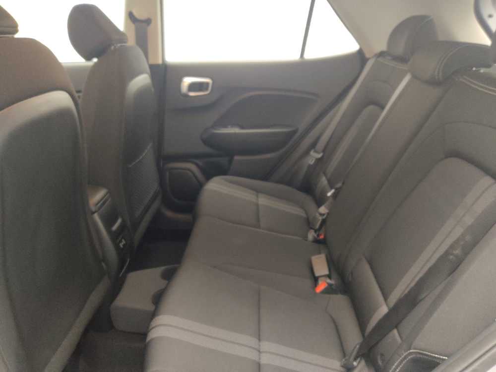 2024 Hyundai Venue SEL - Photo 14