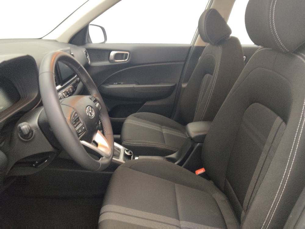 2024 Hyundai Venue SEL - Photo 13