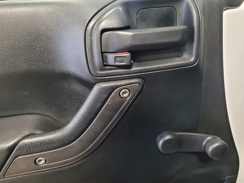 2017 Jeep Wrangler Sport S - Photo 21