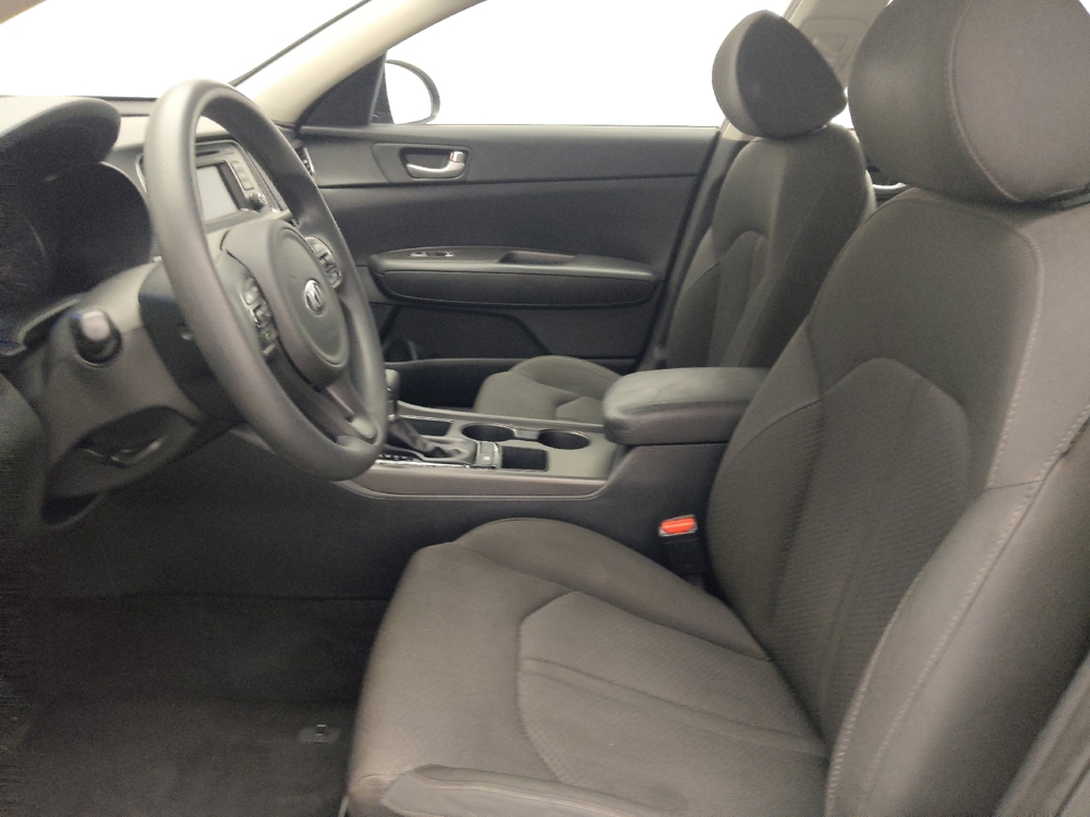 2017 Kia Optima LX - Photo 13