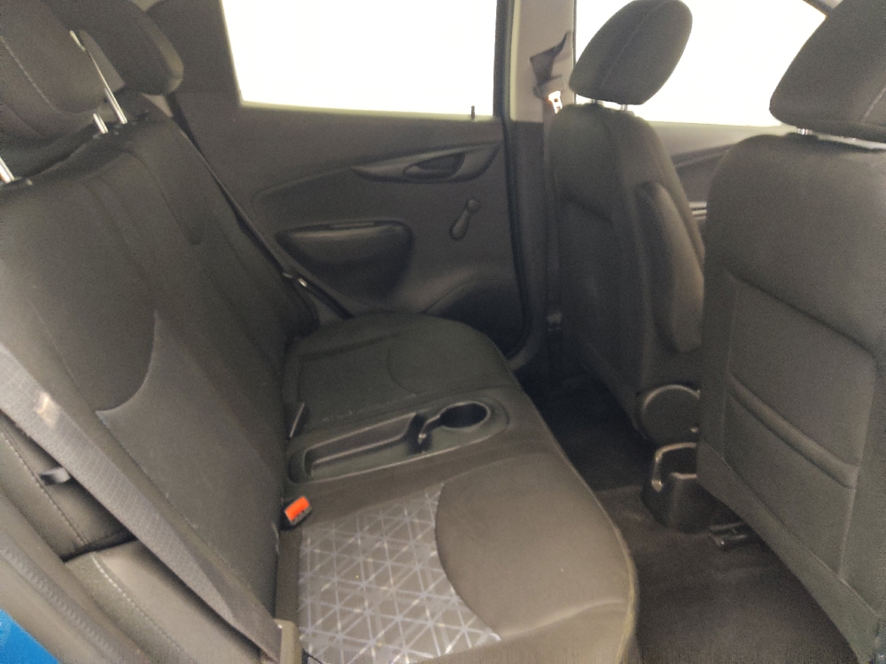 2021 Chevrolet Spark LS - Photo 15