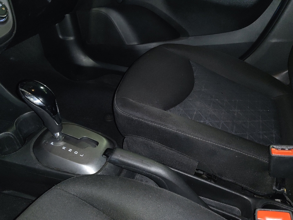 2021 Chevrolet Spark LS - Photo 20