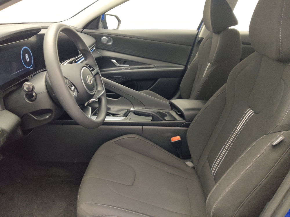 2024 Hyundai Elantra SEL - Photo 13