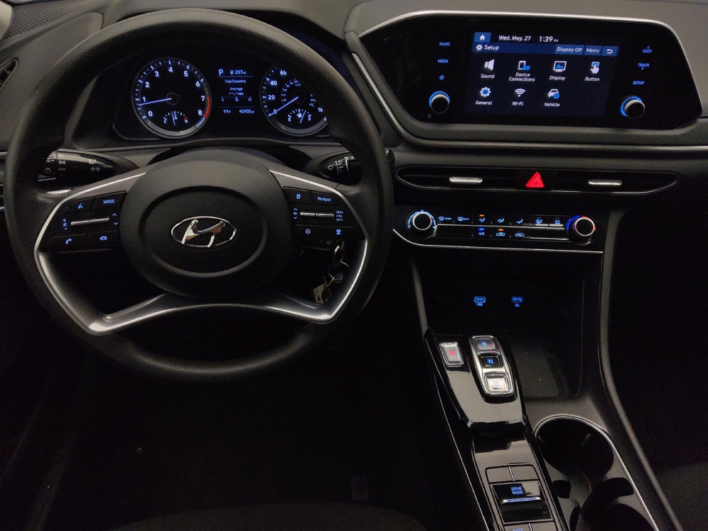 2023 Hyundai Sonata SE - Photo 17