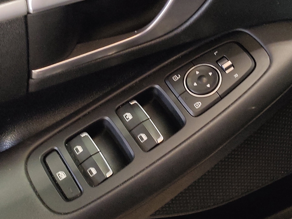 2023 Hyundai Sonata SE - Photo 21
