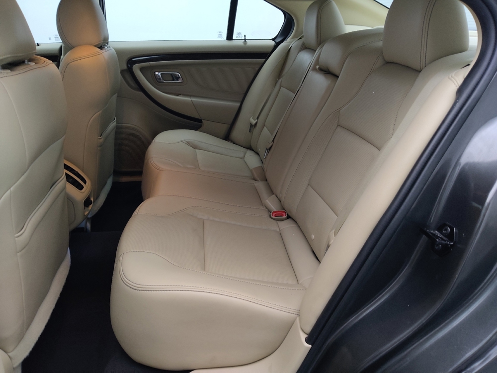 2019 Ford Taurus Limited - Photo 14