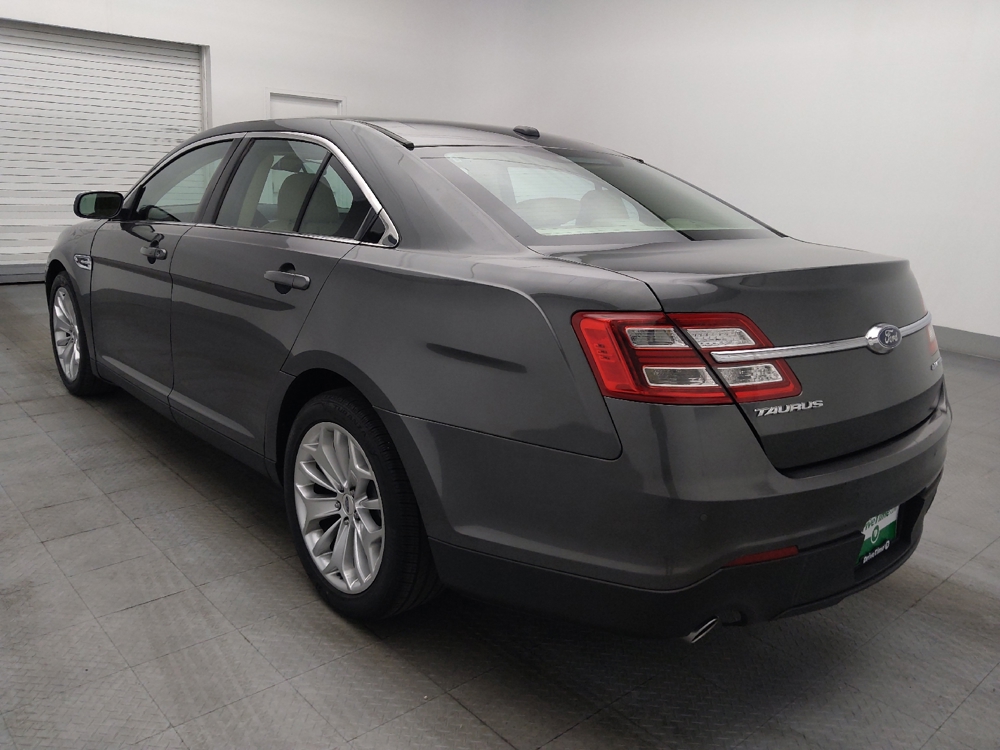 2019 Ford Taurus Limited - Photo 4