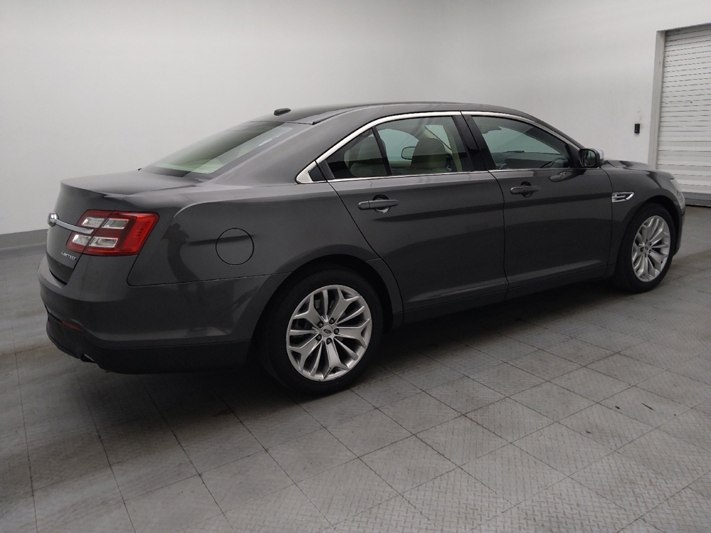 2019 Ford Taurus Limited - Photo 8