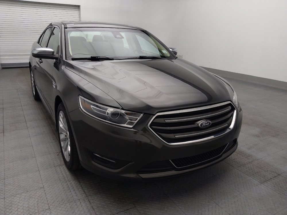 2019 Ford Taurus Limited - Photo 11