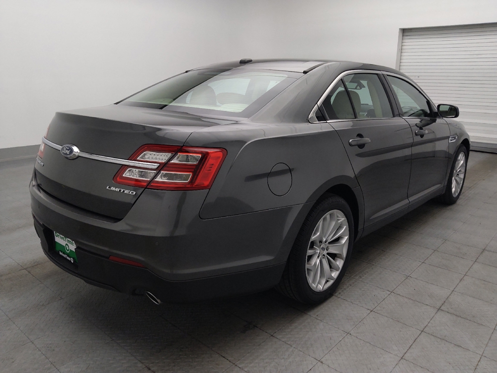 2019 Ford Taurus Limited - Photo 7