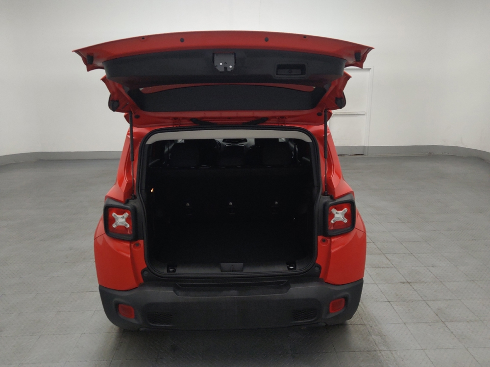 2020 Jeep Renegade Jeepster - Photo 22