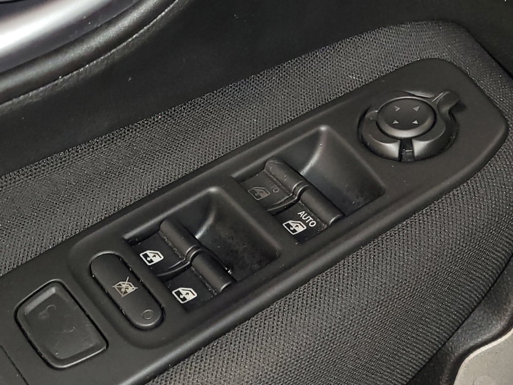 2020 Jeep Renegade Jeepster - Photo 21