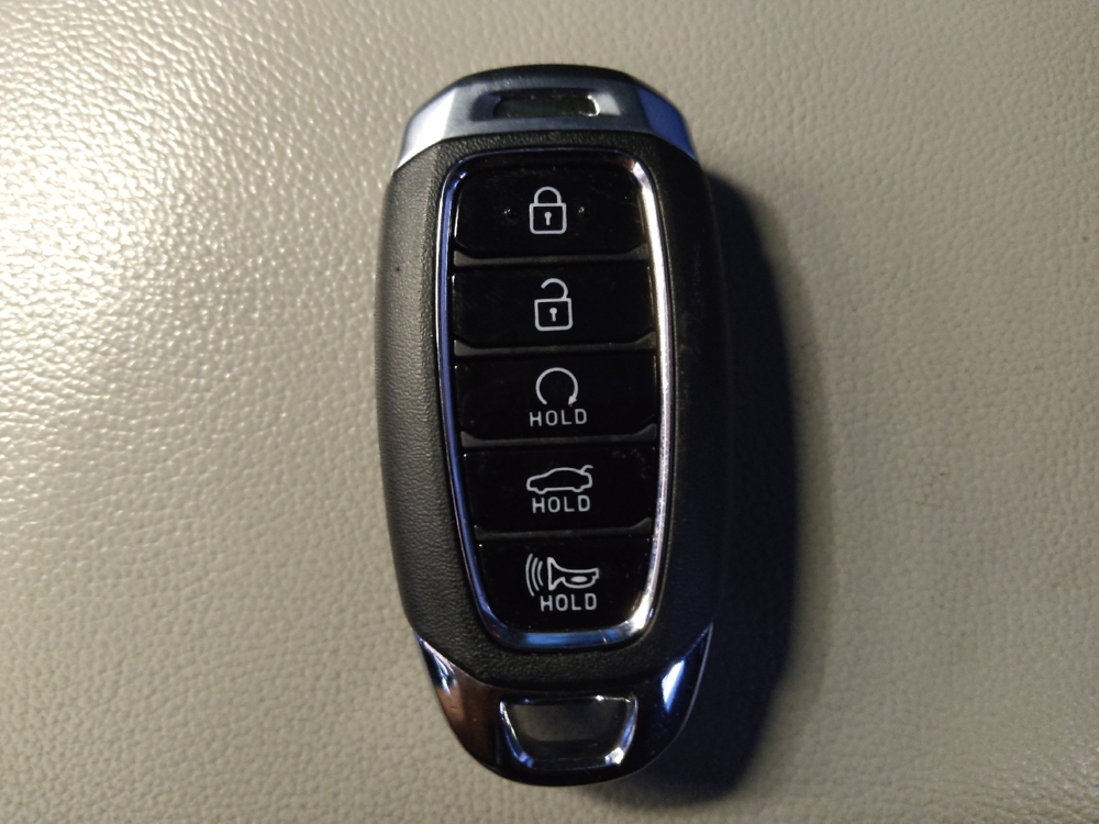 2021 Hyundai Elantra Limited - Photo 25
