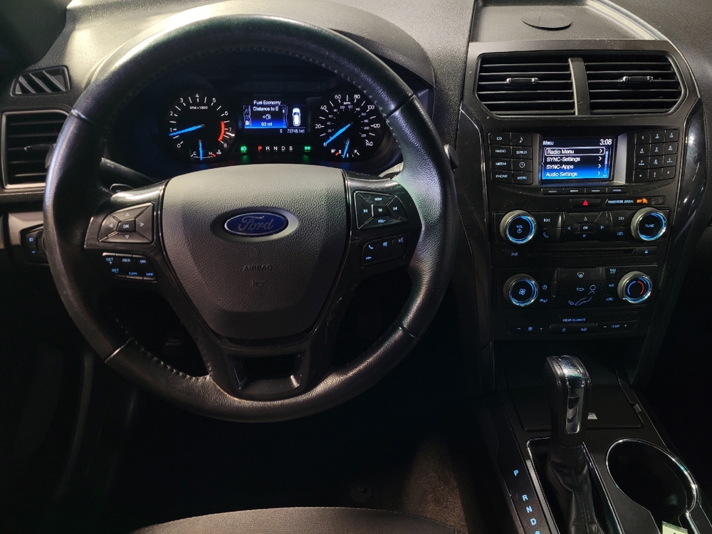 2017 Ford Explorer XLT - Photo 17