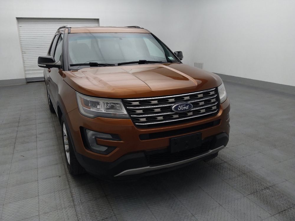2017 Ford Explorer XLT - Photo 11
