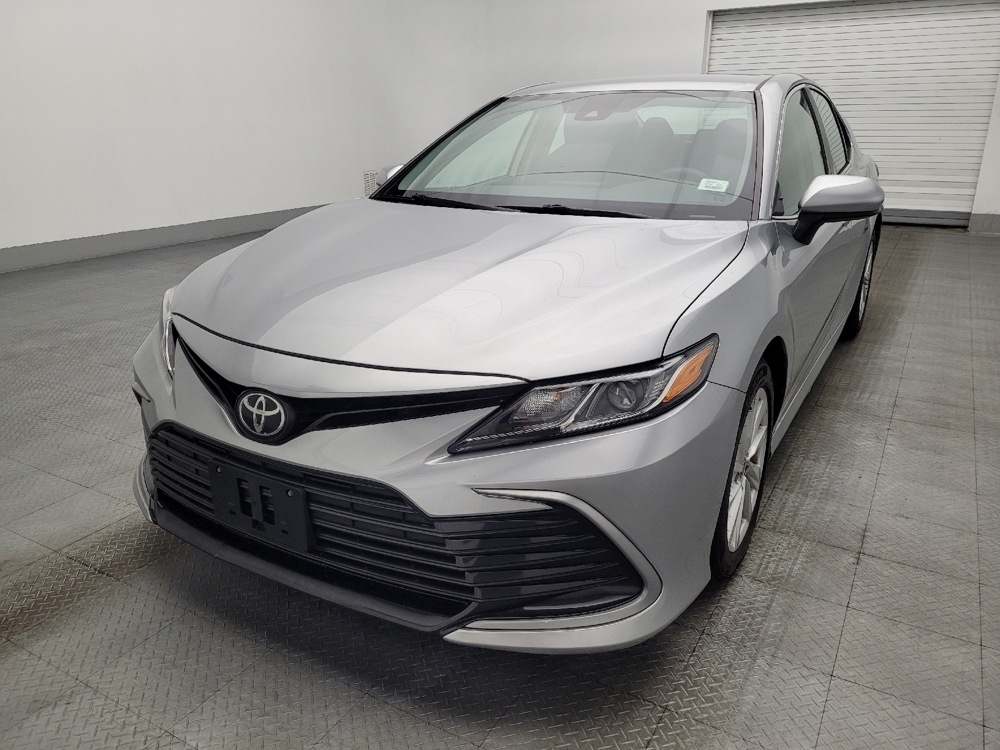 2021 Toyota Camry LE - Photo 12