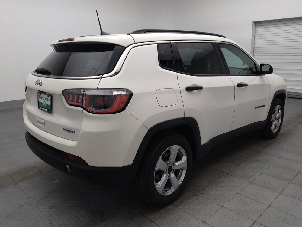 2020 Jeep Compass Latitude - Photo 7